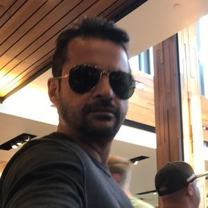 Meet your Posher, Vikas